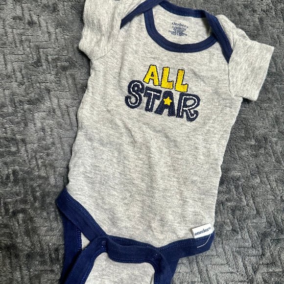 Mixed lot of 0-3 month short sleeve shirts - Picture 7 of 13